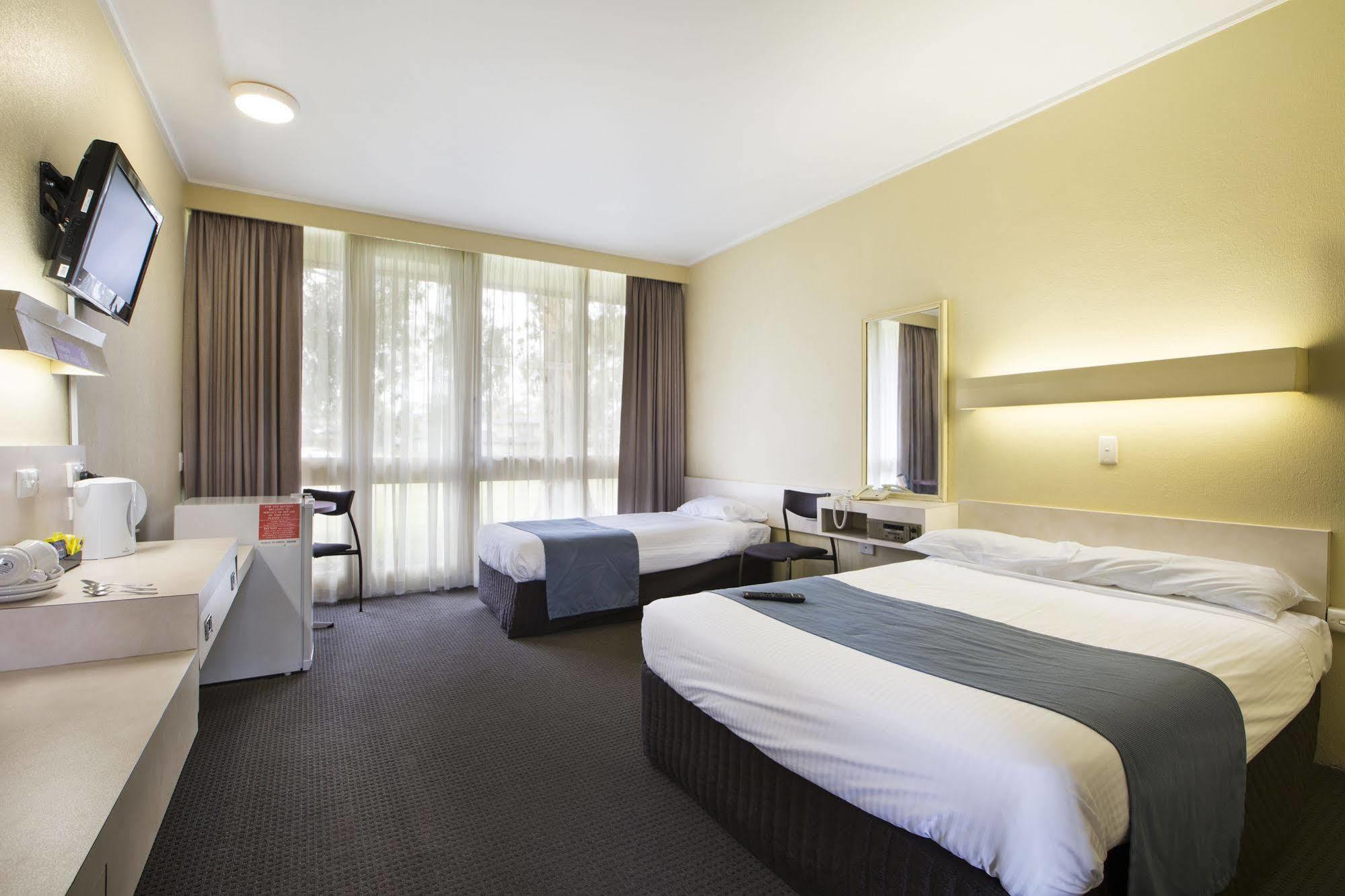 Nightcap At Sandown Park Hotel Noble Park Exteriör bild